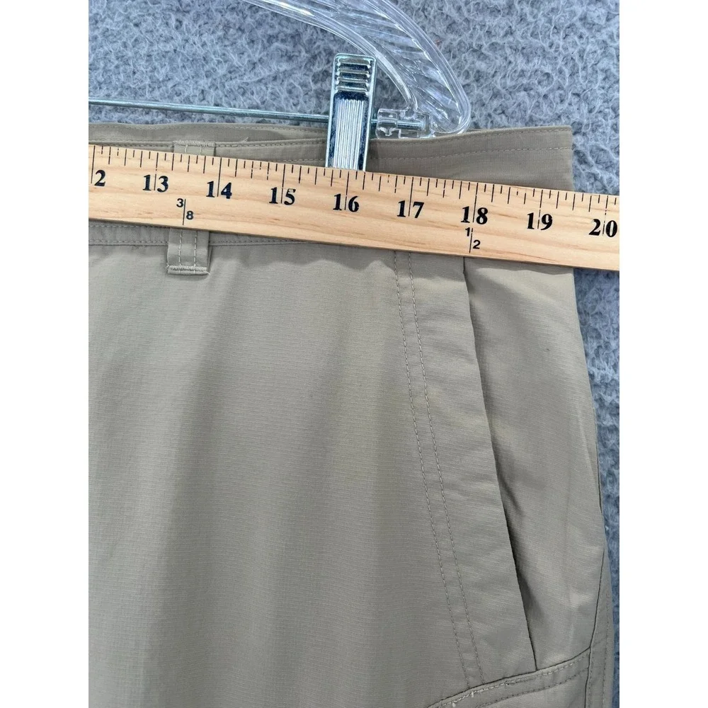 THE NORTH FACE Cargo Convertible Pants Mens 38x32 Tan‎ Soft Nylon Hiking Outdoor